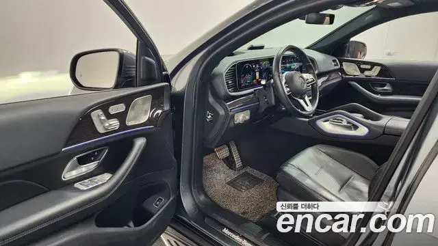 Mercedes-Benz GLE-Class 2021 — ფოტო 14/20