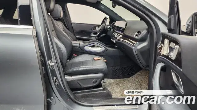Mercedes-Benz GLE-Class 2021 — ფოტო 6/20
