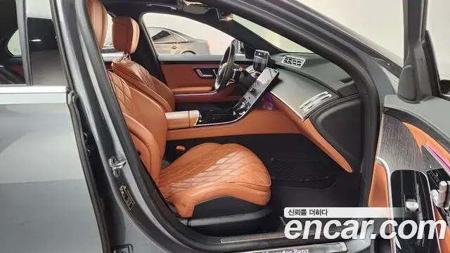 Mercedes-Benz S-Class 2022 — Photo 13/20