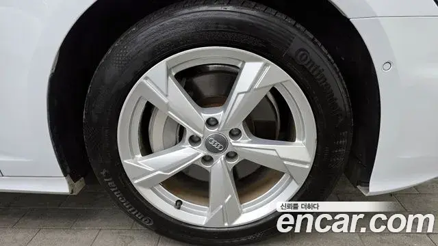 Audi A6 2020 — Şəkil 19/20