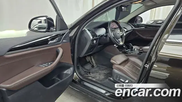 BMW X4 2020 — Photo 14/20
