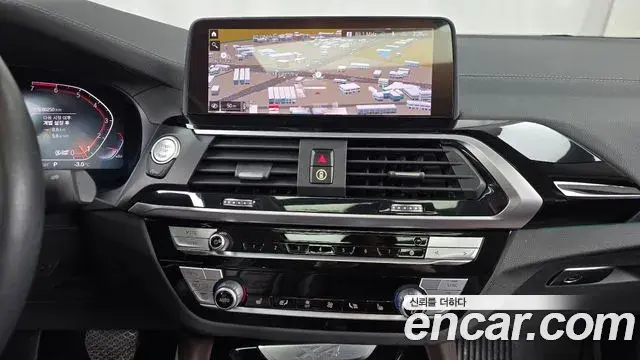 BMW X4 2020 — Photo 15/20