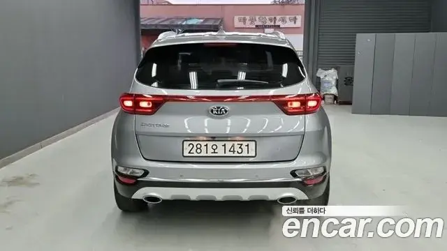 Kia Sportage The Bold 2021 — ფოტო 9/20