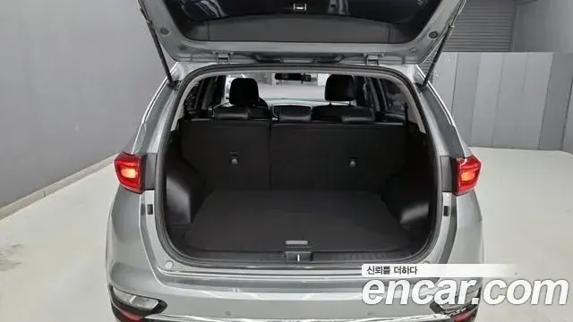 Kia Sportage The Bold 2021 — ფოტო 12/20