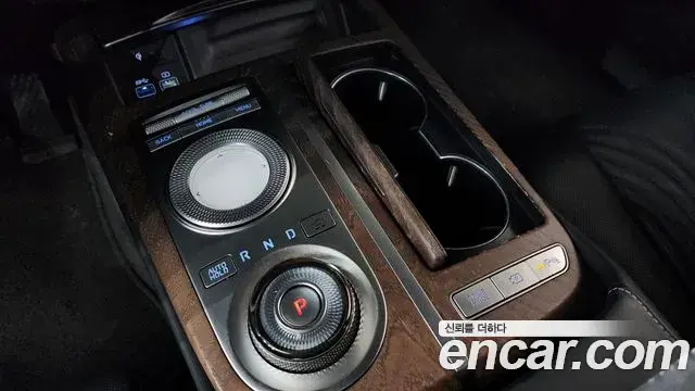 Genesis G80 2020 — Photo 10/20