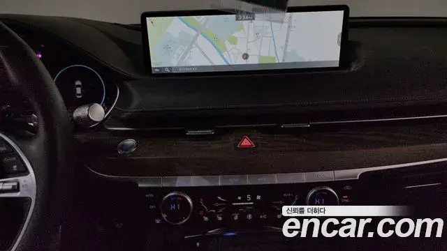 Genesis G80 2020 — Photo 14/20