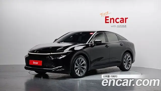 Toyota Crown Crossover 2023 — ფოტო 16/20