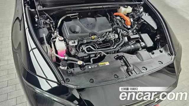 Toyota Crown Crossover 2023 — ფოტო 8/20