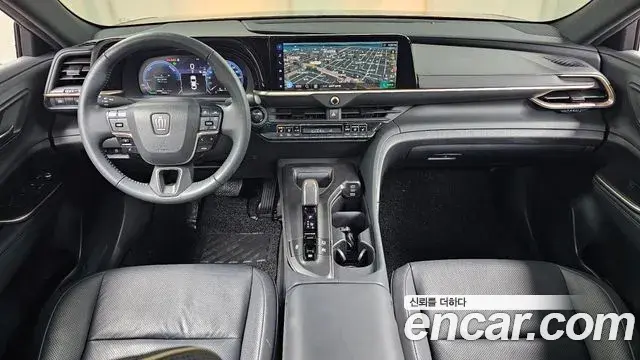 Toyota Crown Crossover 2023 — ფოტო 13/20