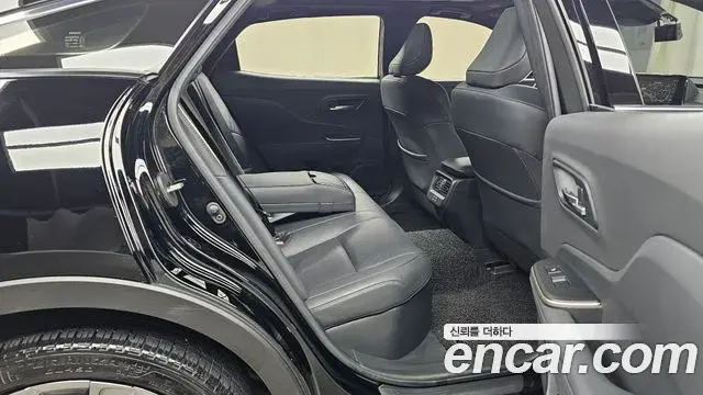 Toyota Crown Crossover 2023 — ფოტო 4/20