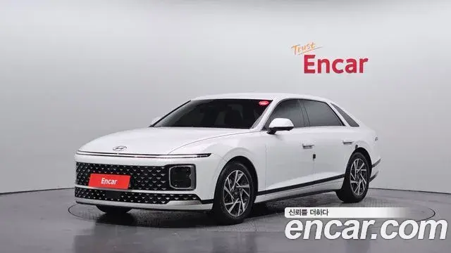 Hyundai Grandeur 2023 — Фото 1/20