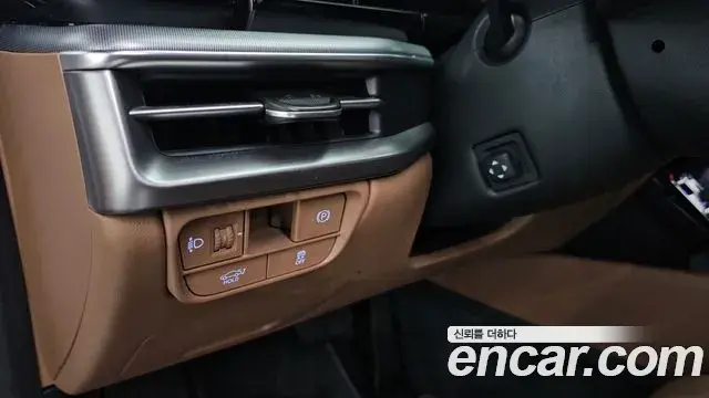 Hyundai Grandeur 2023 — Фото 18/20