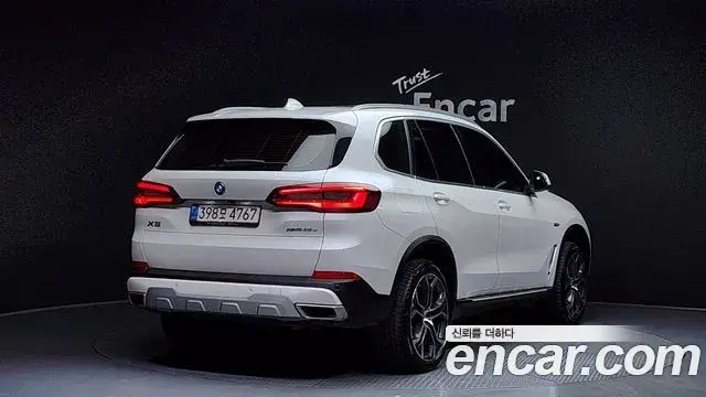 BMW X5 2021 — Фото 2/20