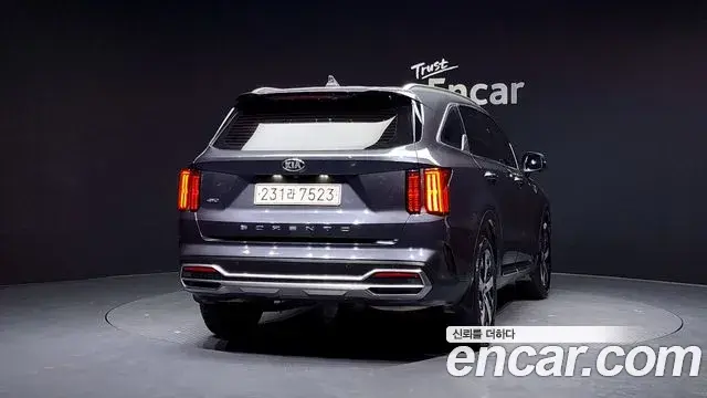 Kia Sorento 2021 — Photo 4/20