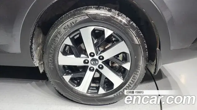 Kia Sorento 2021 — Photo 5/20