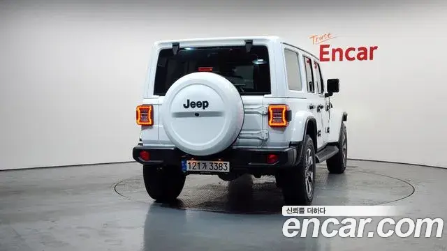 Jeep Wrangler 2023 — Şəkil 3/20