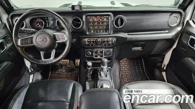 Jeep Wrangler 2023 — Şəkil 2/20