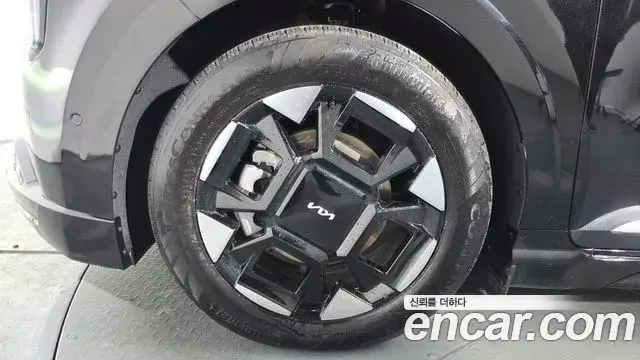 Kia Carnival 2025 — Photo 4/20