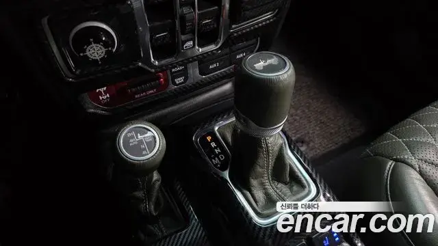Jeep Wrangler 2022 — Фото 9/20