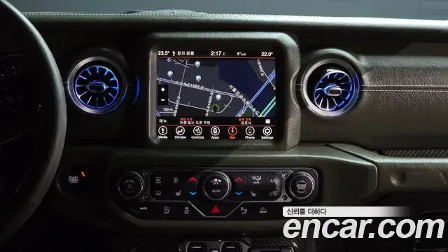 Jeep Wrangler 2022 — Фото 14/20