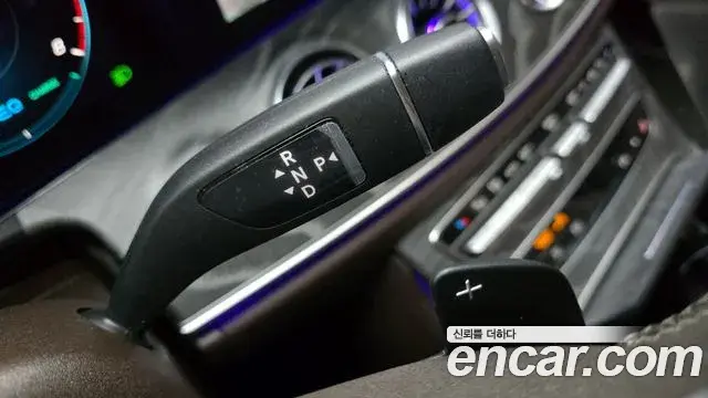 Mercedes-Benz CLS-Class 2020 — ფოტო 16/20