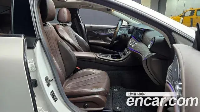 Mercedes-Benz CLS-Class 2020 — ფოტო 13/20