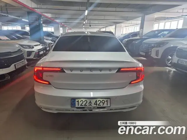 Volvo S90 2020 — Photo 3/20