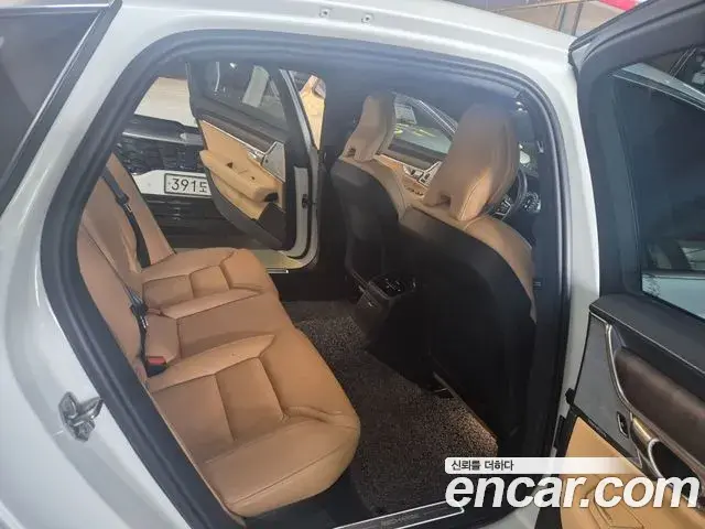Volvo S90 2020 — Photo 7/20
