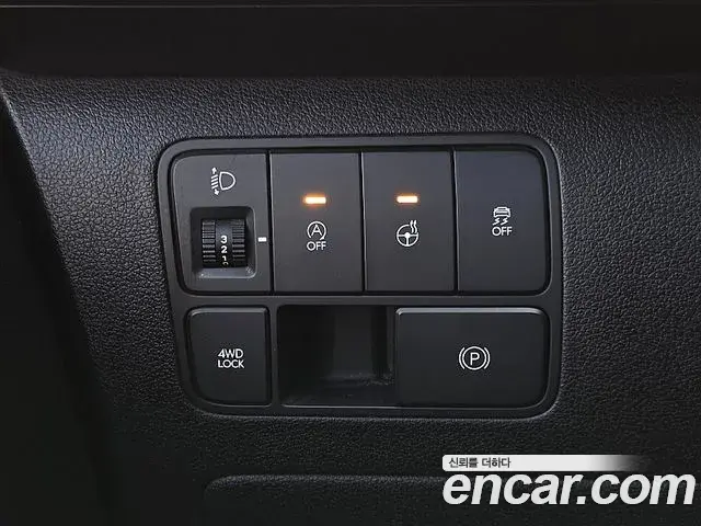 Hyundai Staria 2021 — ფოტო 18/20