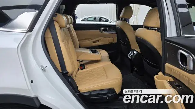 Kia Sorento 2021 — Фото 12/20