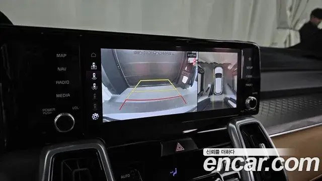 Kia Sorento 2021 — Фото 15/20