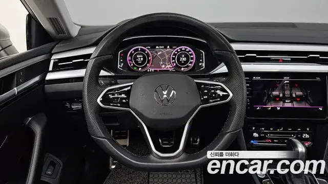 Volkswagen Arteon 2022 — Şəkil 17/20