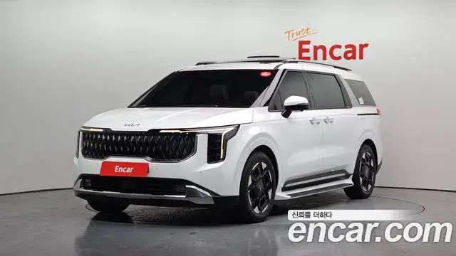 Kia Carnival 2023 — Şəkil 13/20