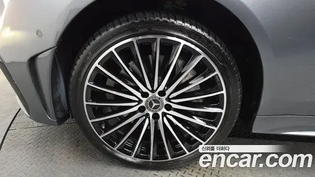 Mercedes-Benz CLS-Class 2023 — Photo 12/20