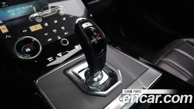 Land Rover Range Rover Evoque 2021 — Фото 8/20