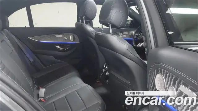 Mercedes-Benz E-Class 2022 — Şəkil 11/17