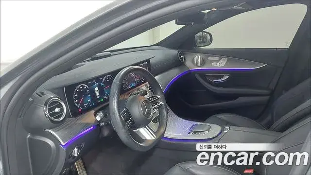 Mercedes-Benz E-Class 2022 — Şəkil 12/17