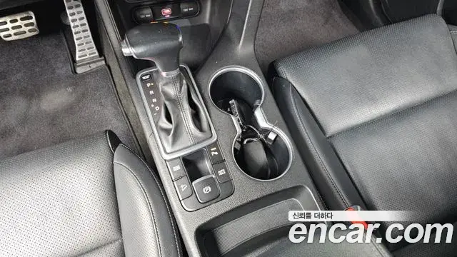 Kia Sportage The Bold 2020 — Şəkil 8/20