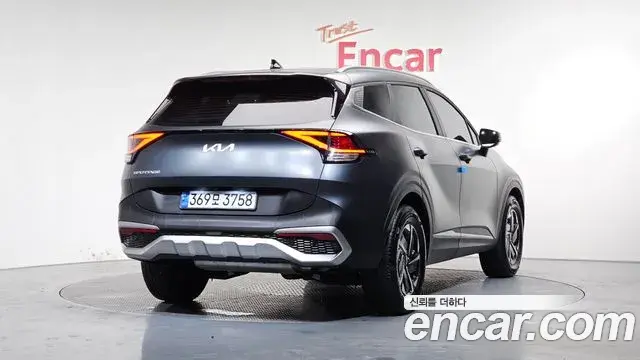 Kia Sportage 2022 — Şəkil 8/20