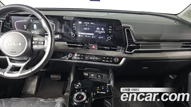 Kia Sportage 2022 — Şəkil 18/20
