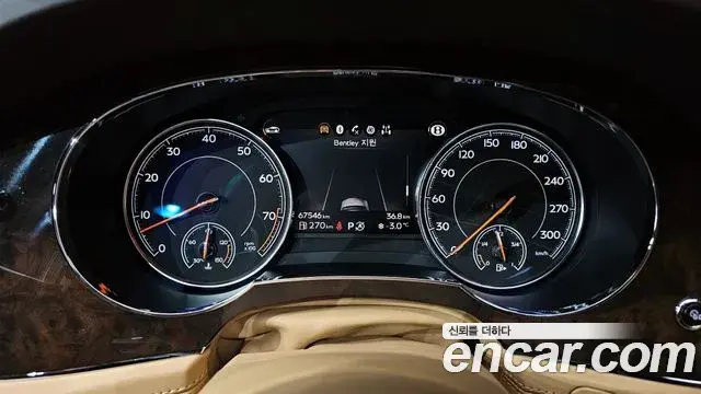 Bentley Bentayga 2020 — Photo 14/20