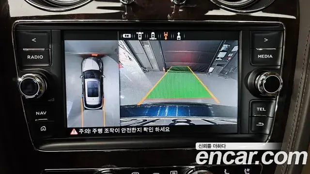 Bentley Bentayga 2020 — Photo 15/20