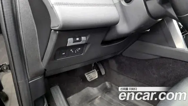 Land Rover Discovery Sport 2021 — ფოტო 8/20