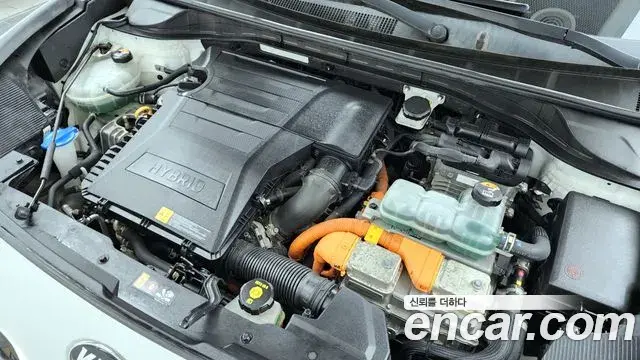 Kia Niro 2020 — Şəkil 16/20