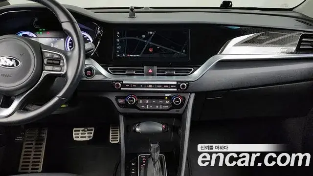 Kia Niro 2020 — Şəkil 10/20
