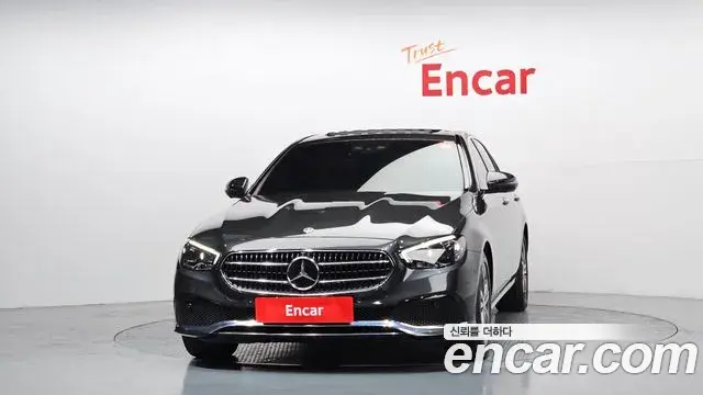 Mercedes-Benz E-Class 2021 — ფოტო 3/20