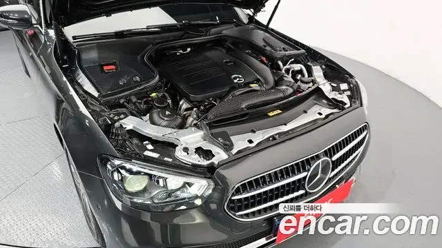 Mercedes-Benz E-Class 2021 — ფოტო 9/20