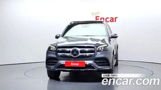 Mercedes-Benz GLS-Class 2021 — Photo 8/20