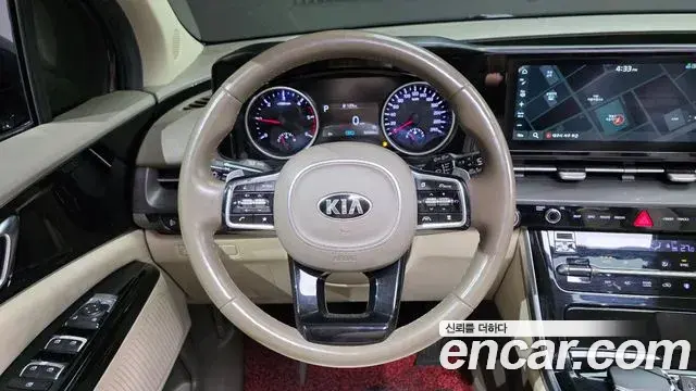 Kia Carnival 2020 — Фото 13/20