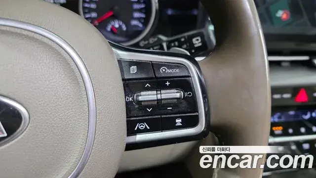 Kia Carnival 2020 — Фото 20/20